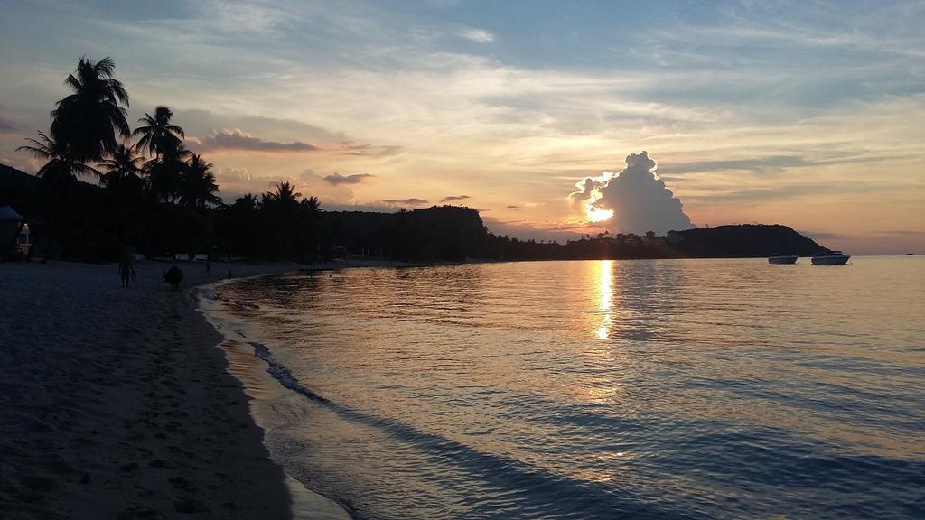 The Shore Samui Bang Rak Beach  Buitenkant foto